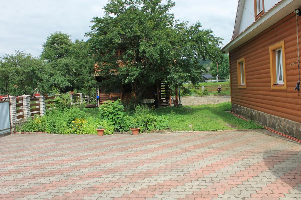 Cottage U Yaremy Микуличин Екстериор снимка