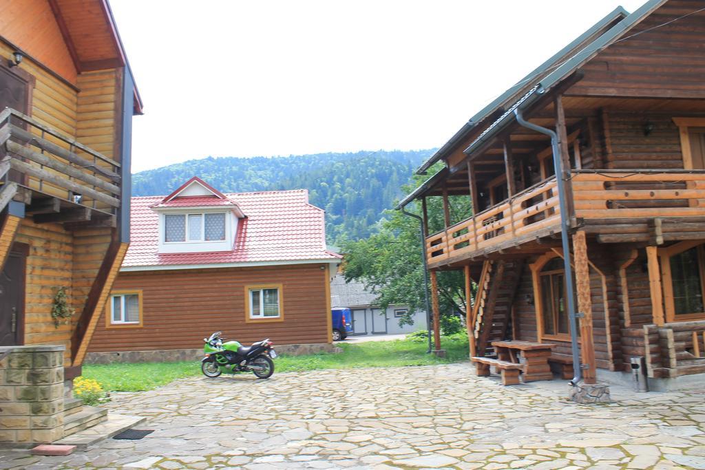 Cottage U Yaremy Микуличин Екстериор снимка